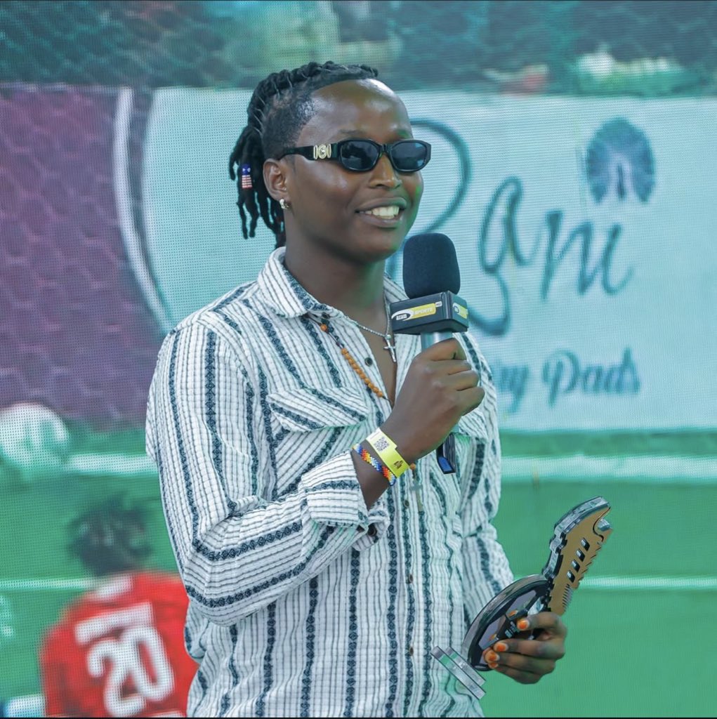 Mukandayisenga Jeanine yaraye ahembwe nk�umukinnyi watsinze ibitego byinshi muri Young princess